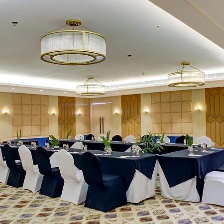Cozzet Sonipat - A Cygnett Hotel ภายนอก รูปภาพ
