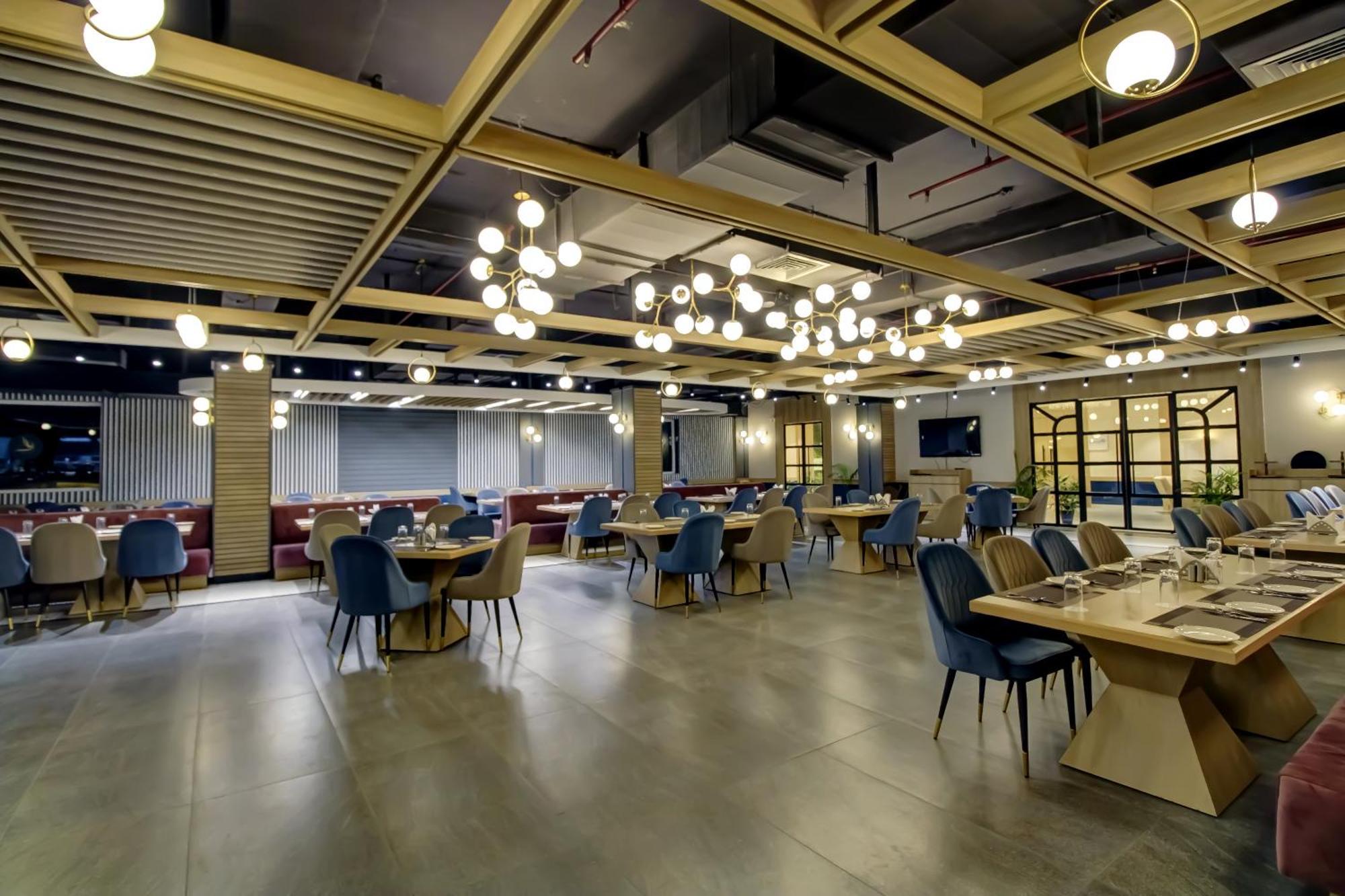 Cozzet Sonipat - A Cygnett Hotel ภายนอก รูปภาพ