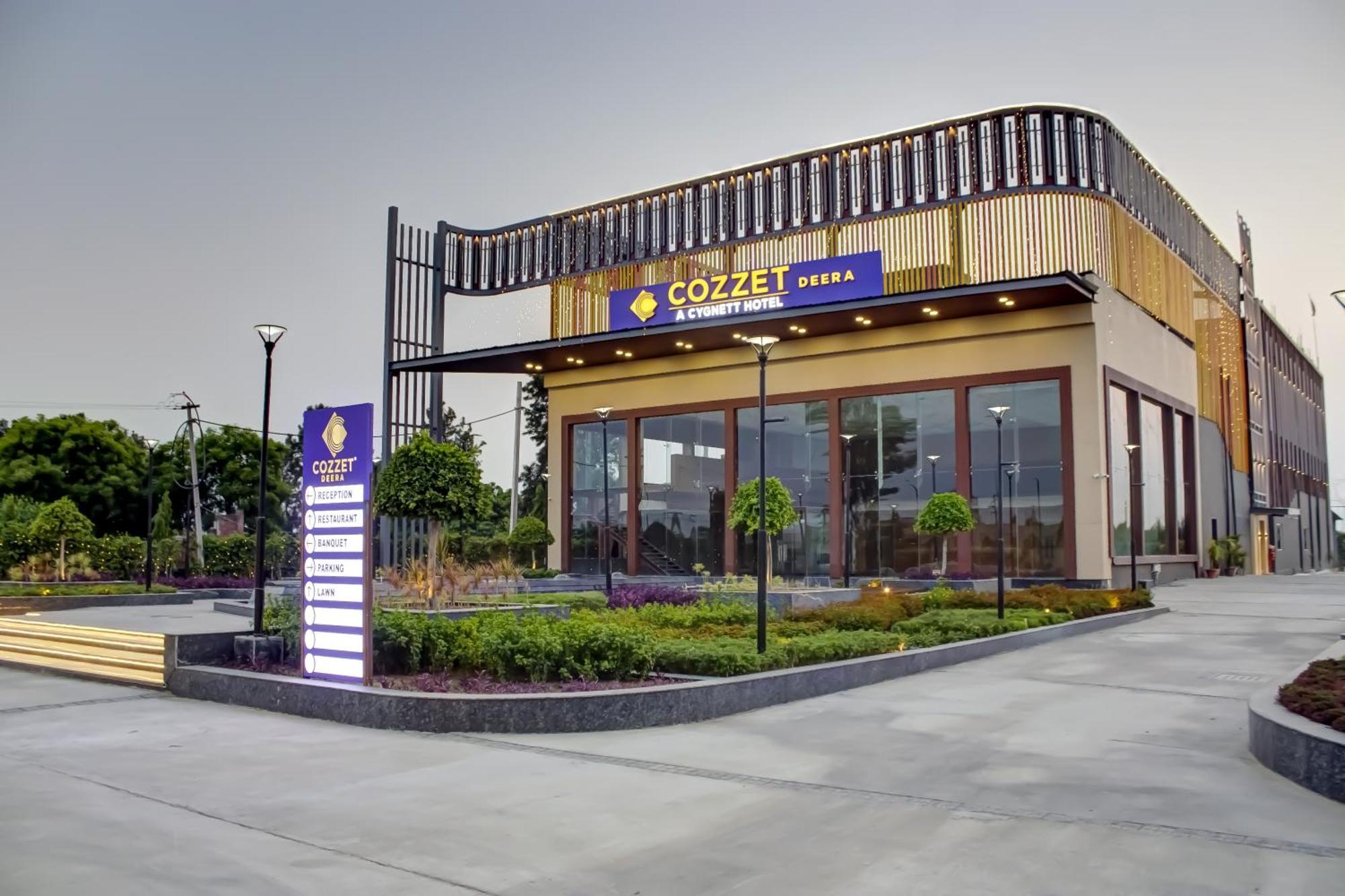 Cozzet Sonipat - A Cygnett Hotel ภายนอก รูปภาพ